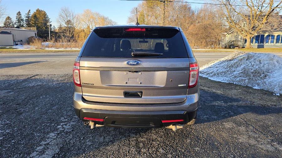 Ford Explorer photo 28