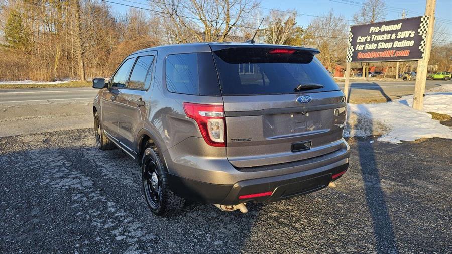 Ford Explorer photo 7