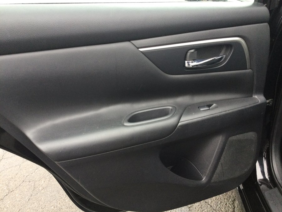 2015 Nissan Altima SV - Photo 29