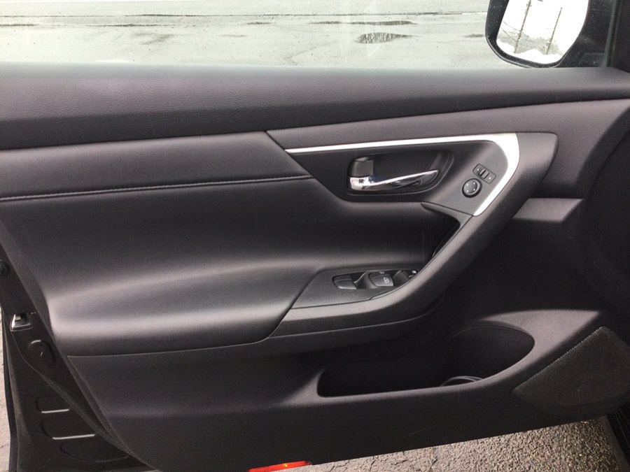 2015 Nissan Altima SV - Photo 28