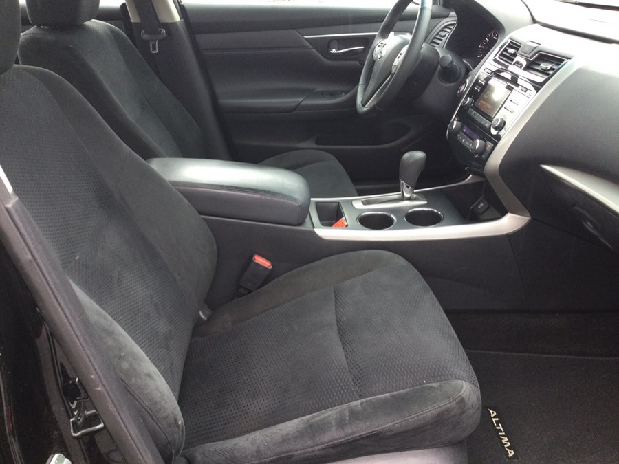 2015 Nissan Altima SV - Photo 24