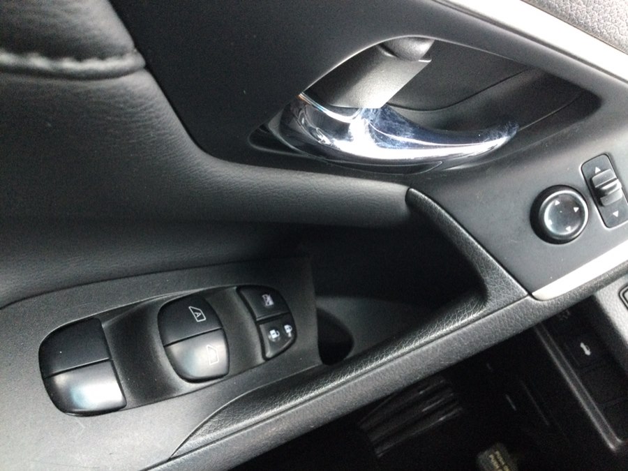 2015 Nissan Altima SV - Photo 18