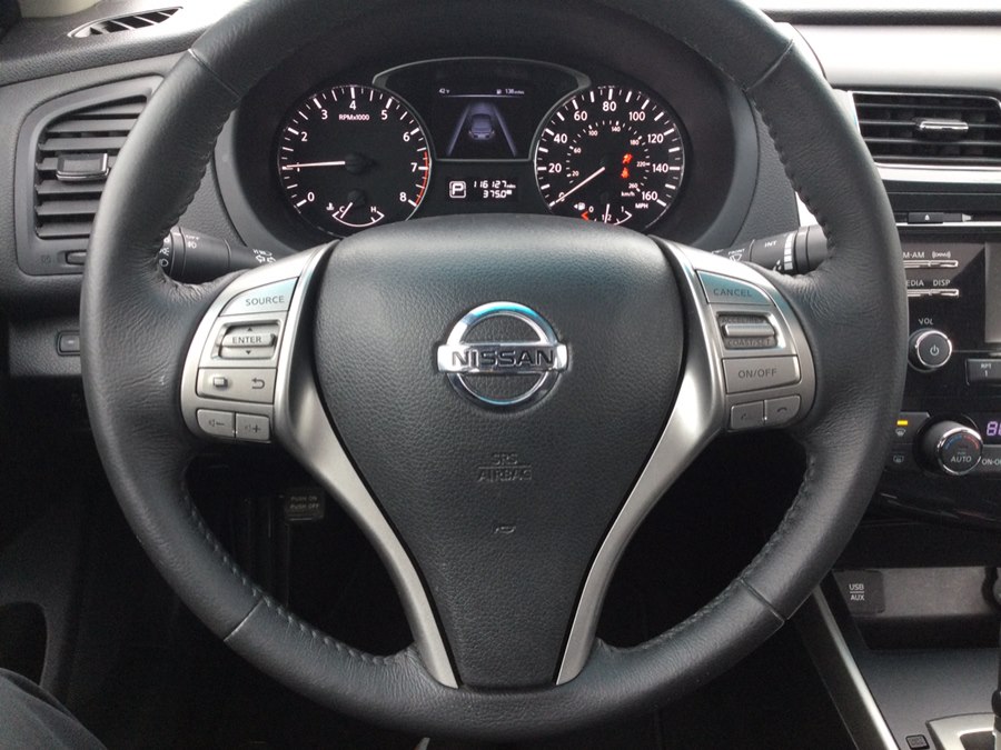 2015 Nissan Altima SV - Photo 11