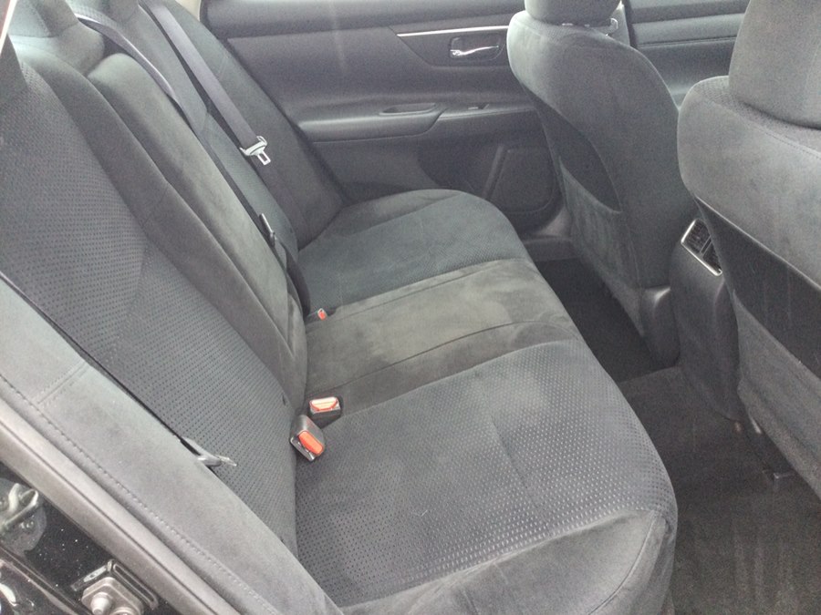 2015 Nissan Altima SV - Photo 25