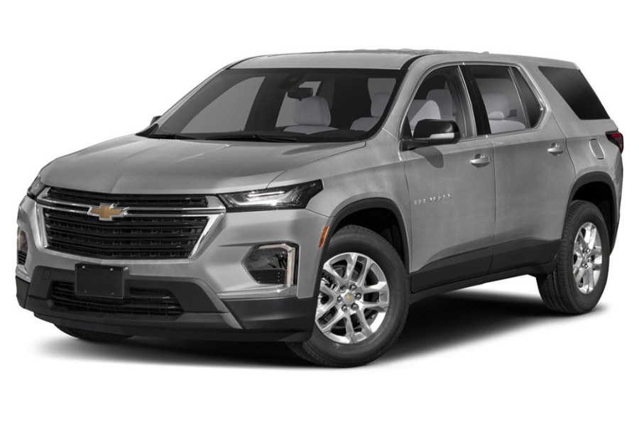 Used 2025 Chevrolet Traverse in Croton on Hudson, New York | Car Lease Gurus. Croton on Hudson, New York