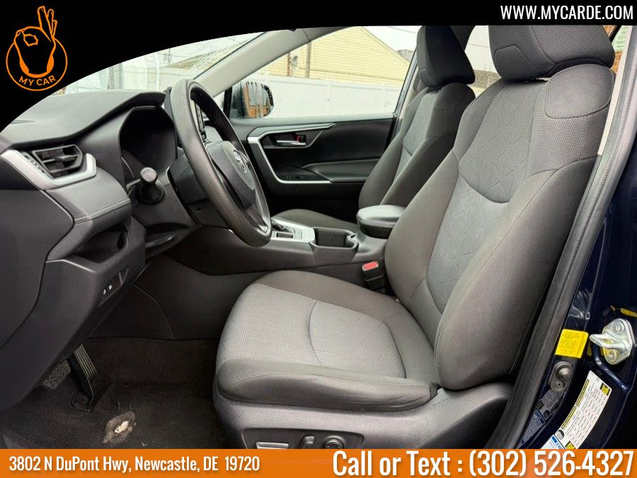 2022 Toyota RAV4 XLE - Photo 20