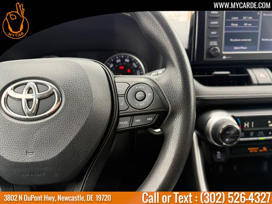 2022 Toyota RAV4 XLE - Photo 25