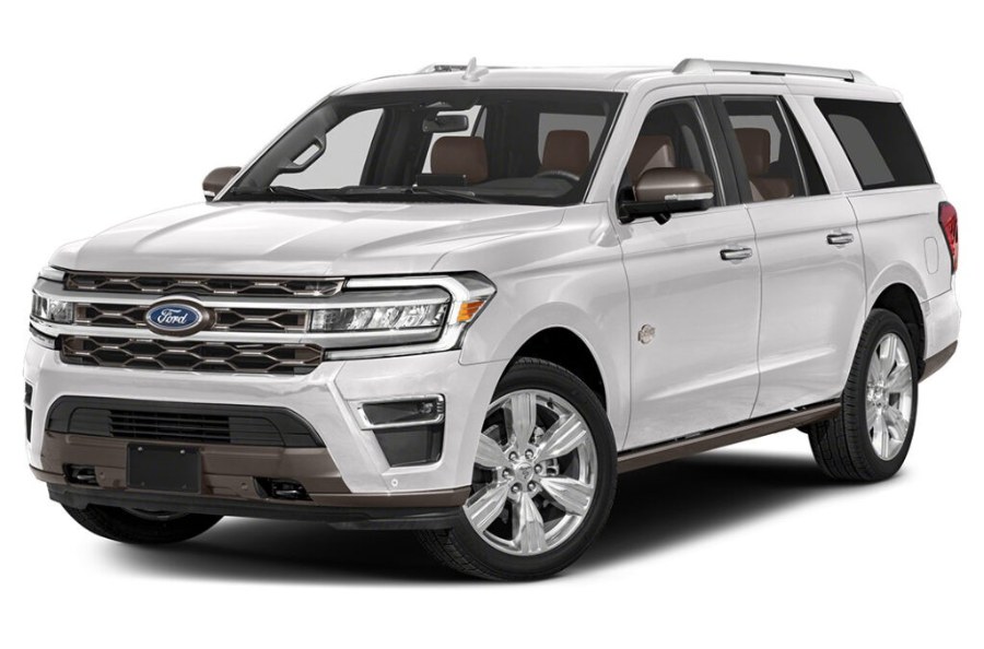 Used 2025 Ford Expedition in Croton on Hudson, New York | Car Lease Gurus. Croton on Hudson, New York