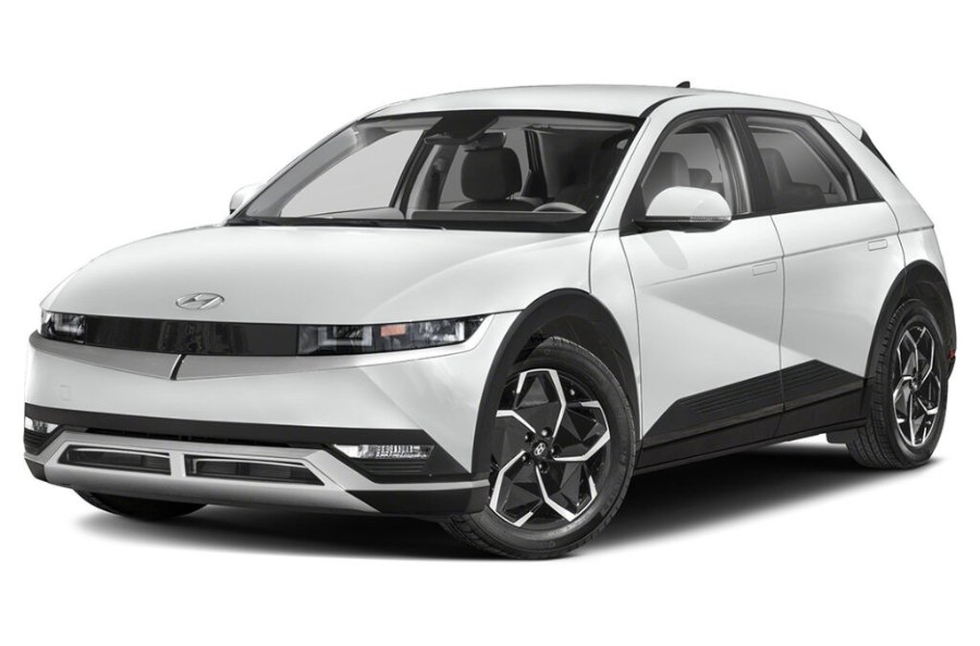 Used 2025 Hyundai IONIQ5 in Croton on Hudson, New York | Car Lease Gurus. Croton on Hudson, New York