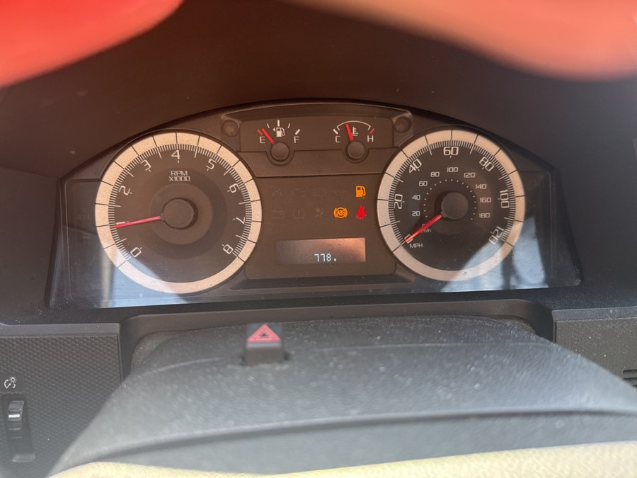 2009 Ford Escape XLT - Photo 12