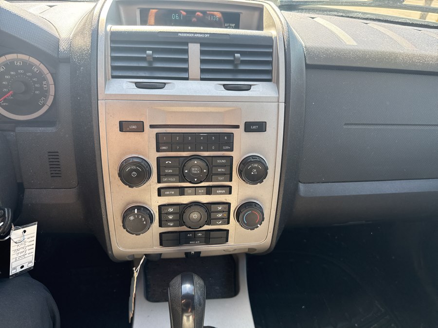 2009 Ford Escape XLT - Photo 11