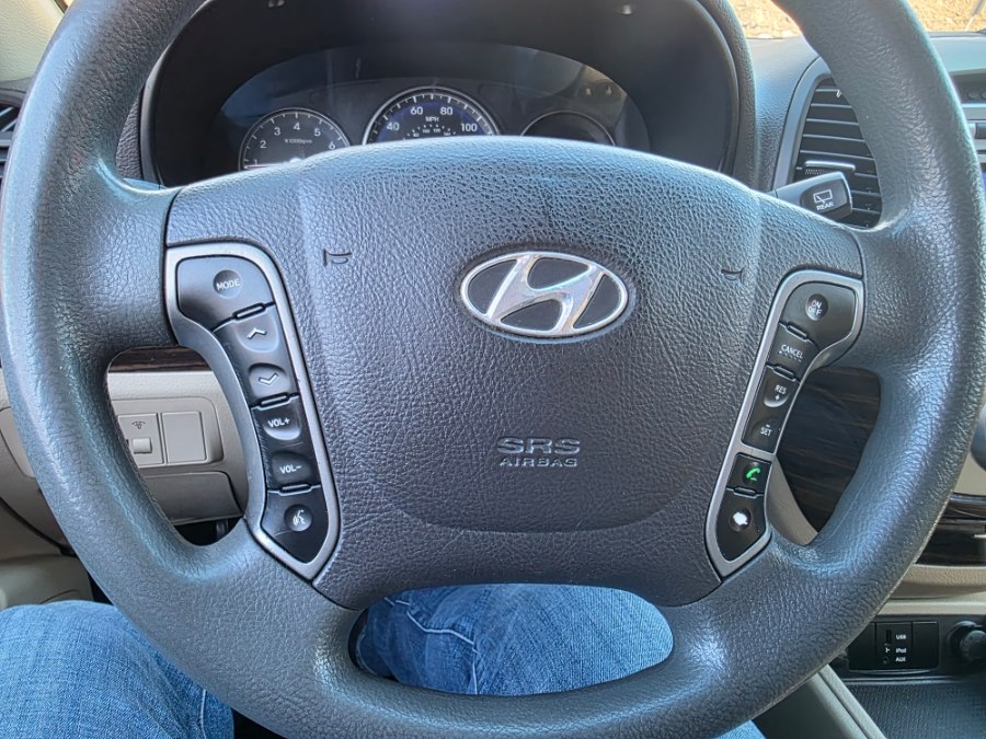 2012 Hyundai Santa Fe GLS - Photo 17