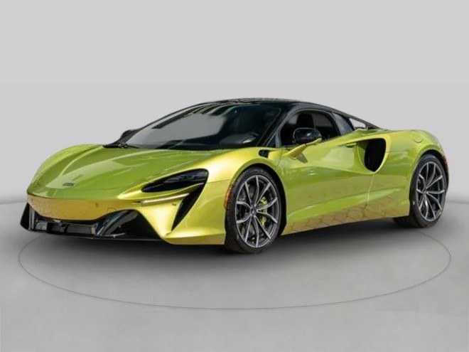 Used 2025 Mclaren Artura in Croton on Hudson, New York | Car Lease Gurus. Croton on Hudson, New York