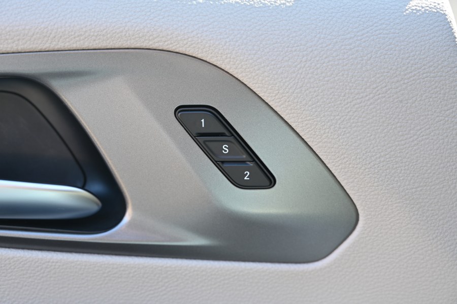 2023 Chrysler Pacifica Touring L - Photo 22