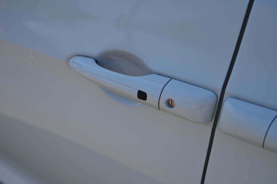 2023 Chrysler Pacifica Touring L - Photo 9
