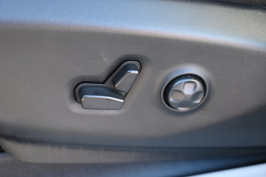 2023 Chrysler Pacifica Touring L - Photo 14
