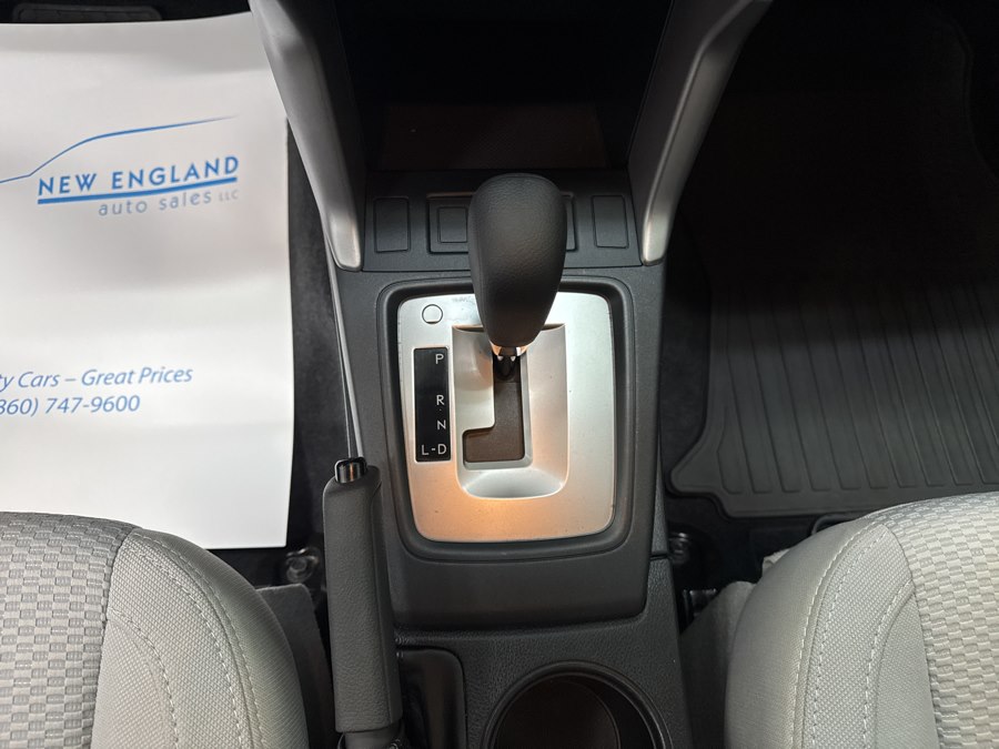 2015 Subaru Forester i - Photo 8