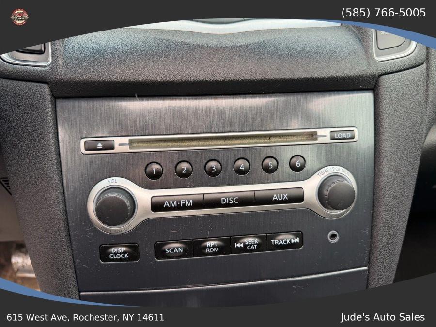 Nissan Maxima photo 14