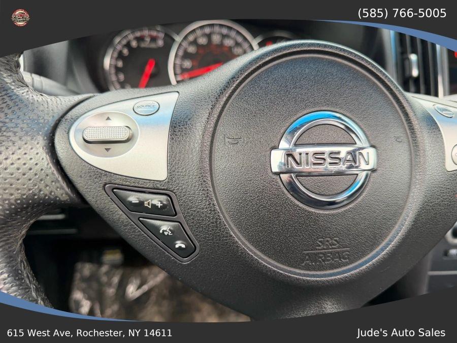 Nissan Maxima photo 15