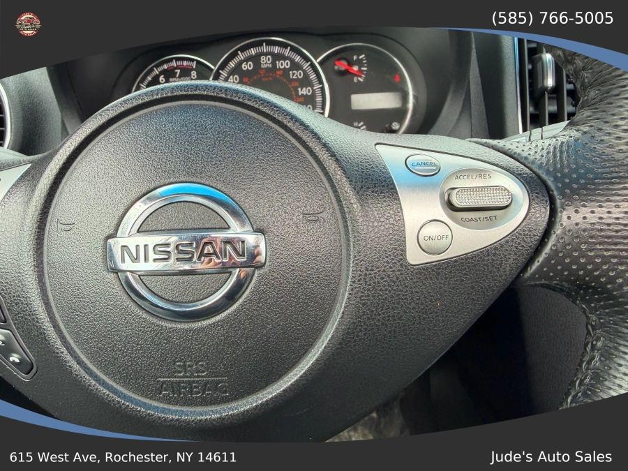 Nissan Maxima photo 16