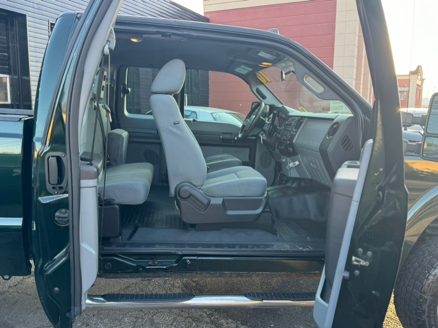 2016 Ford F-250 Super Duty XLT - Photo 12