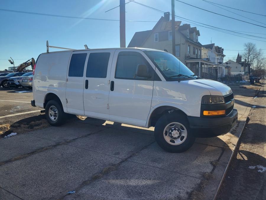 2019 Chevrolet Express Cargo Work Van - Photo 2