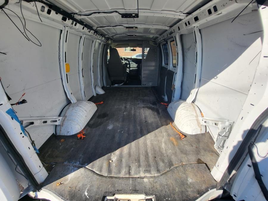 2019 Chevrolet Express Cargo Work Van - Photo 7