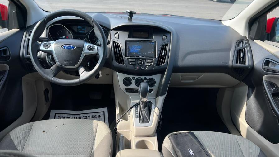 2012 Ford Focus SE - Photo 29