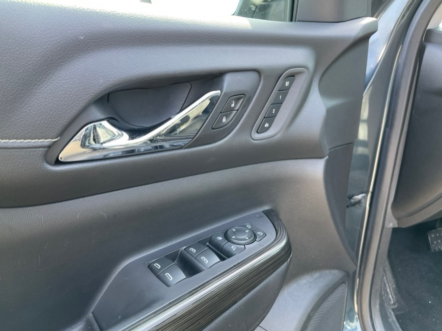 2020 GMC Acadia SLT - Photo 17