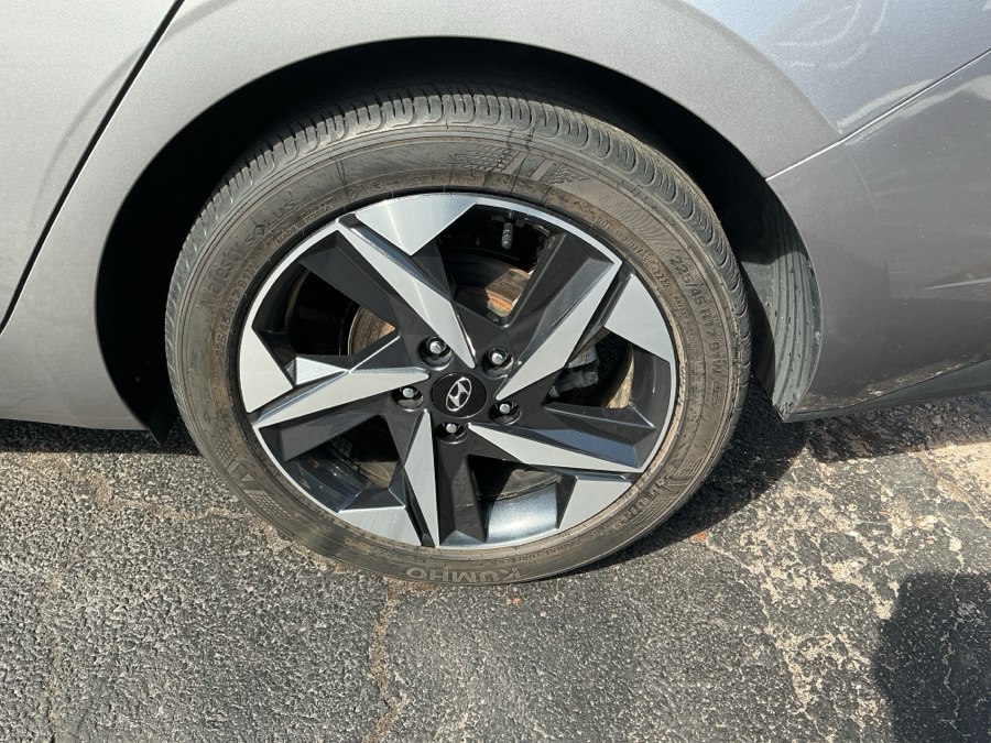 2023 Hyundai Elantra SEL - Photo 26
