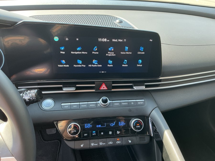 2023 Hyundai Elantra SEL - Photo 13