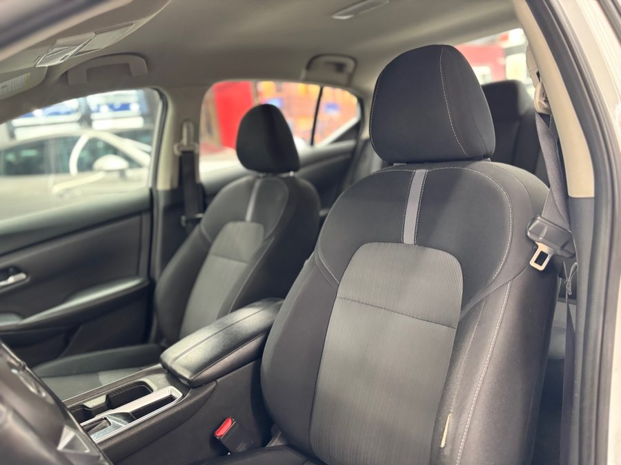 2022 Nissan Sentra SV - Photo 7