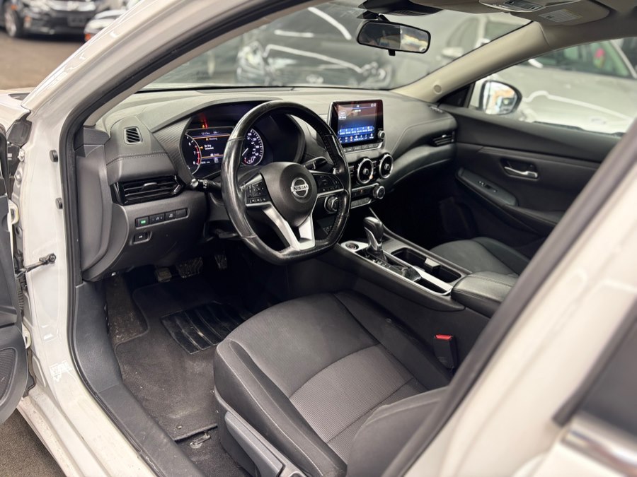 2022 Nissan Sentra SV - Photo 8