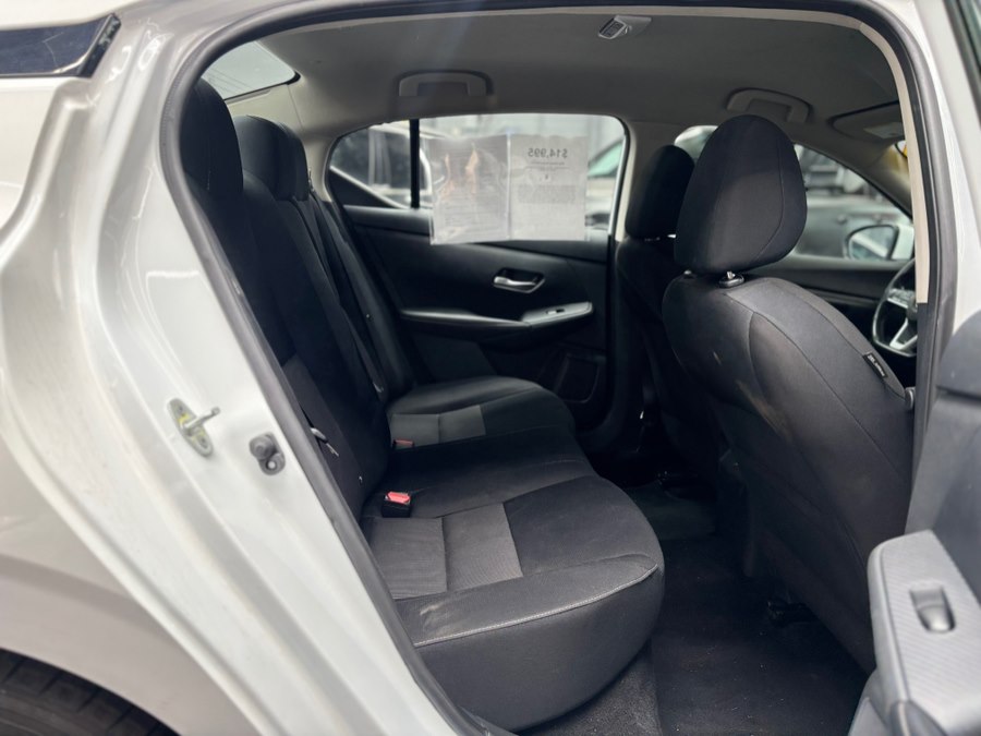 2022 Nissan Sentra SV - Photo 14