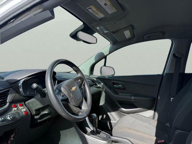 2020 Chevrolet Trax LT - Photo 11