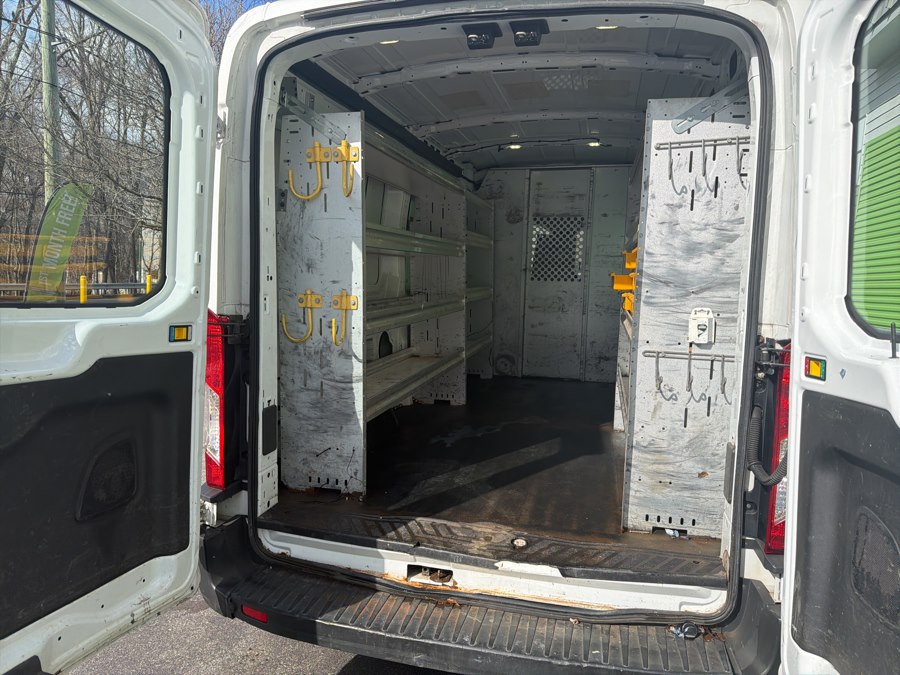 2015 Ford Transit Base - Photo 9