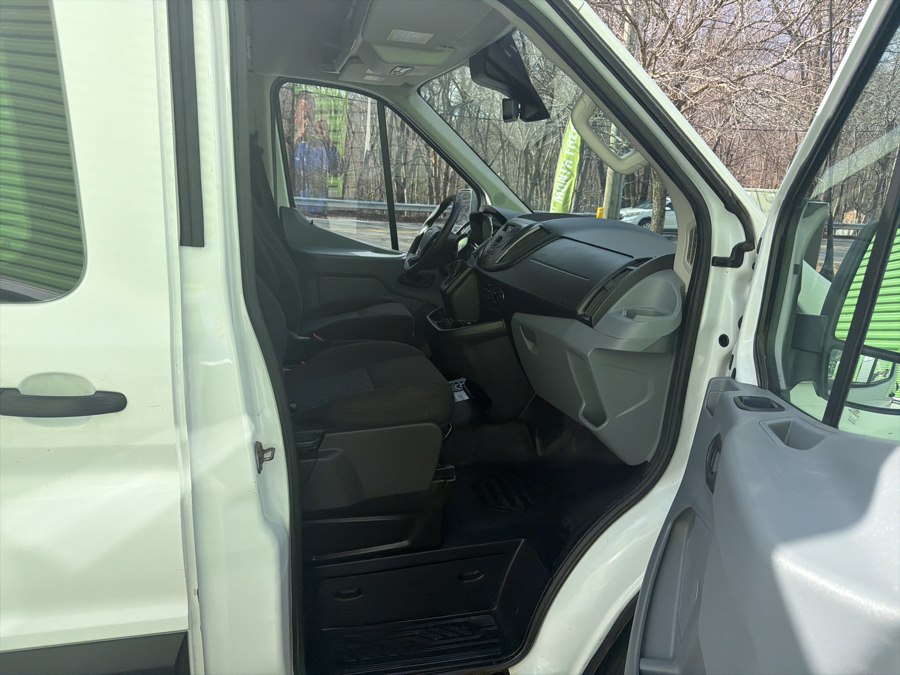 2015 Ford Transit Base - Photo 11