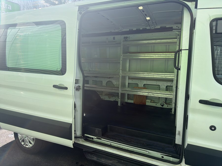 2015 Ford Transit Base - Photo 10