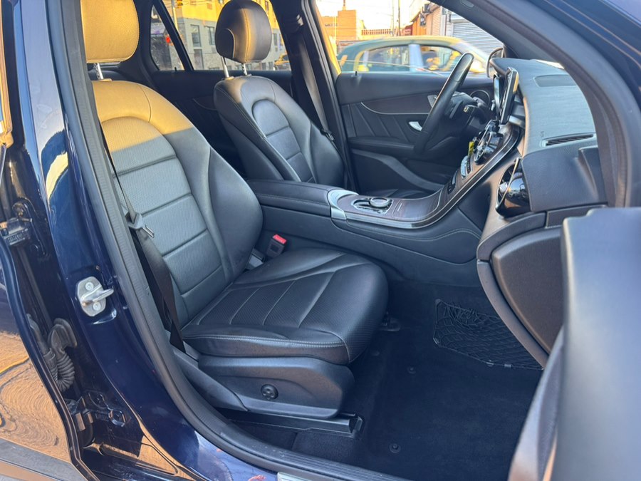 2019 Mercedes-Benz GLC GLC300 - Photo 17