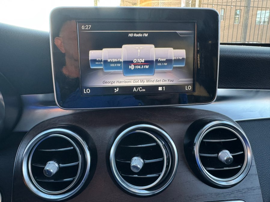 2019 Mercedes-Benz GLC GLC300 - Photo 24