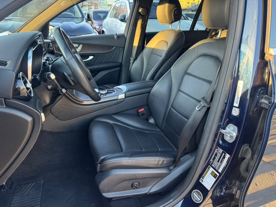 2019 Mercedes-Benz GLC GLC300 - Photo 11