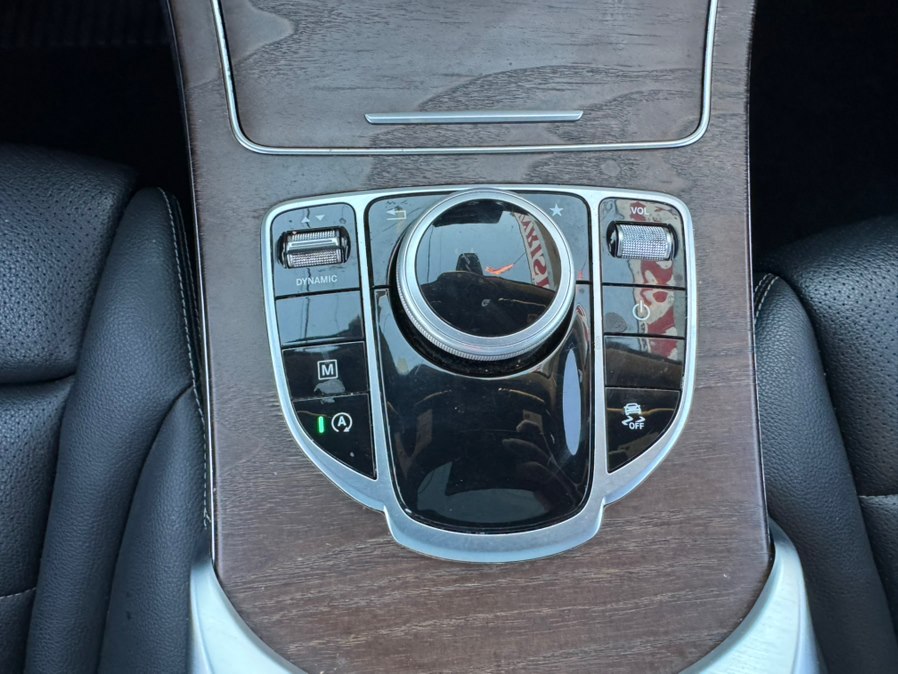 2019 Mercedes-Benz GLC GLC300 - Photo 21
