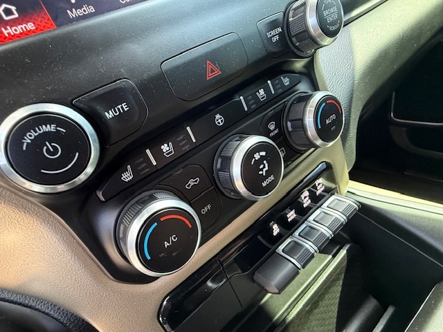2022 RAM Ram 1500 Pickup Laramie - Photo 16