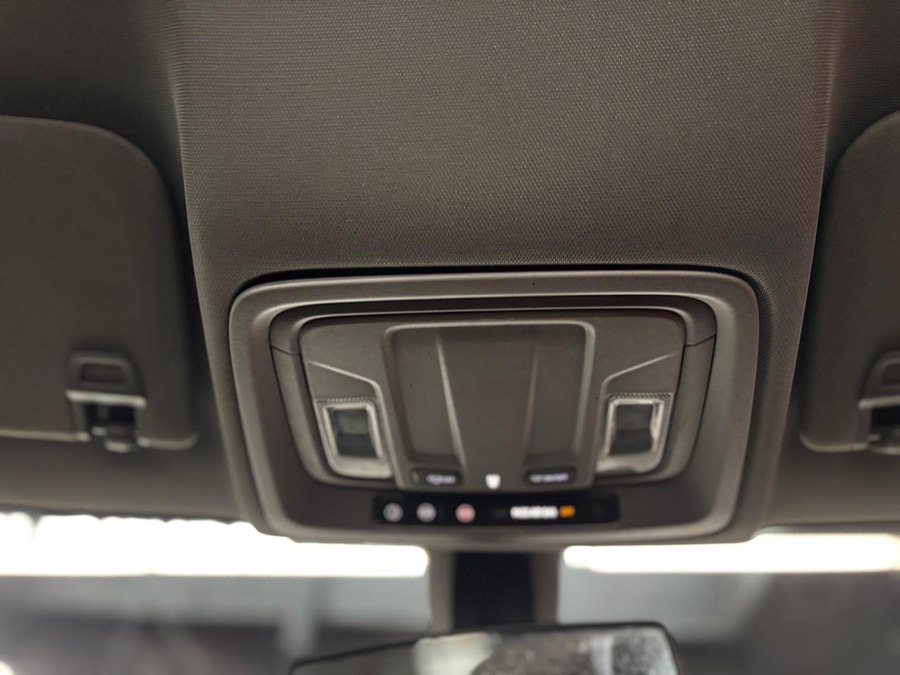 2019 Chevrolet Silverado 1500 Custom - Photo 24