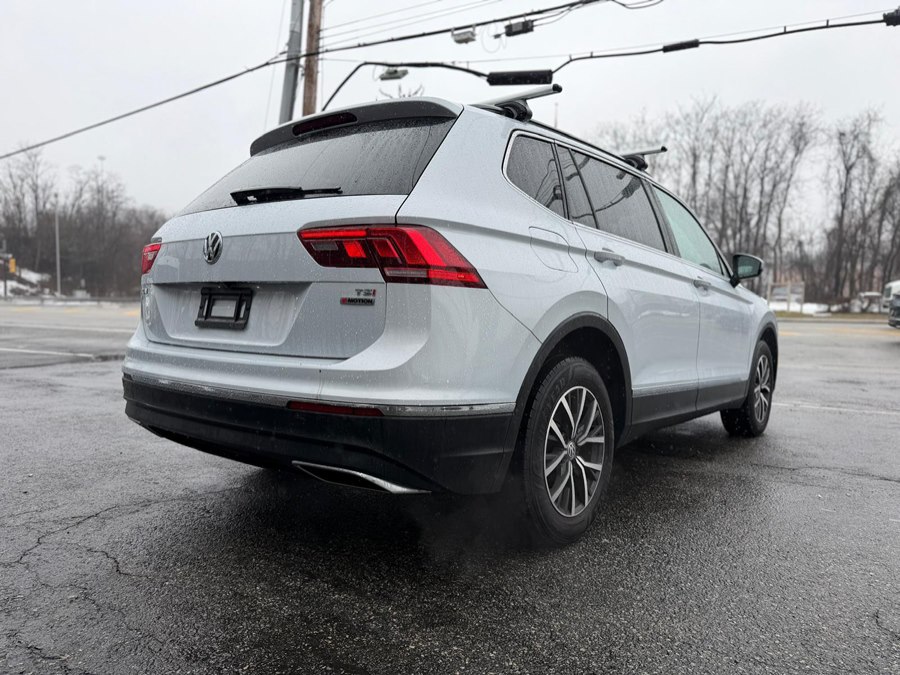 2018 Volkswagen Tiguan SE - Photo 11
