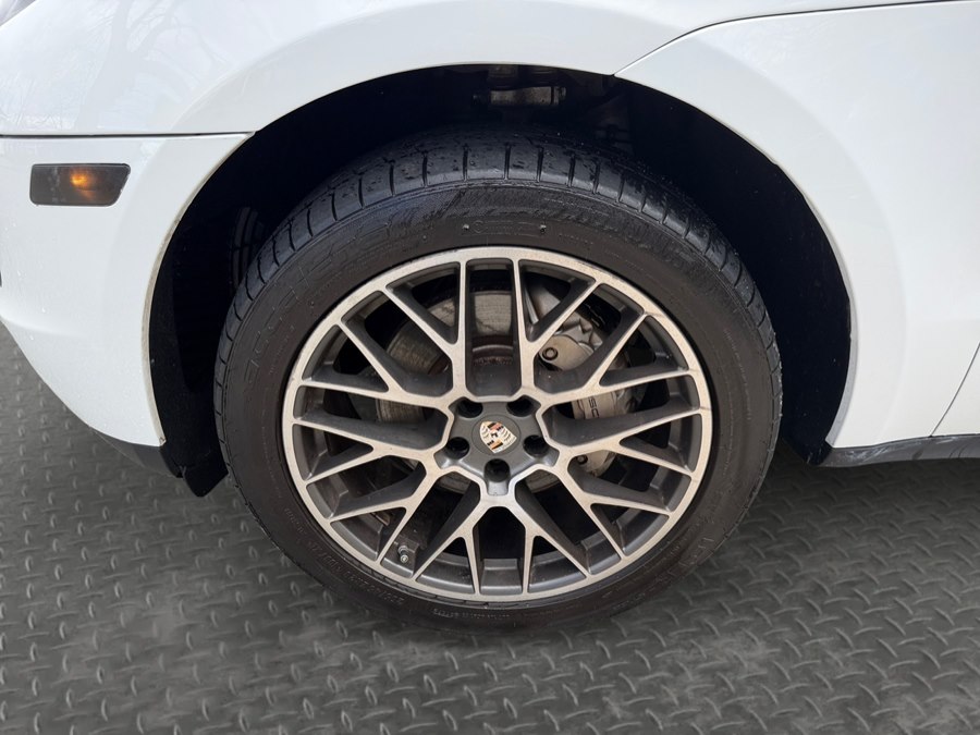 2016 Porsche Macan S - Photo 10