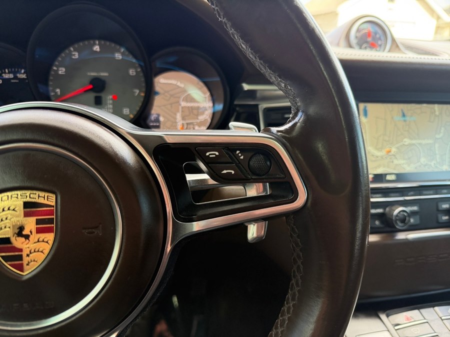 2016 Porsche Macan S - Photo 17