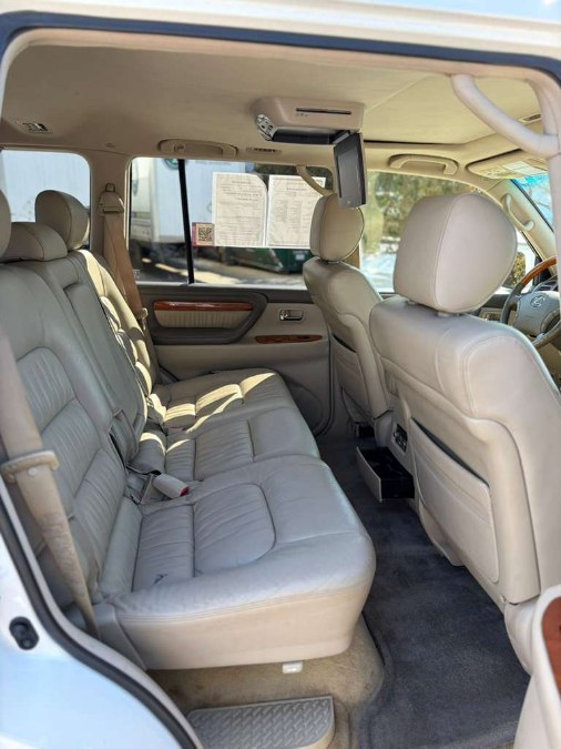 2006 Lexus LX 470 - Photo 25