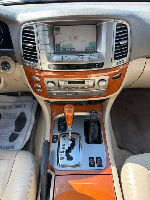 2006 Lexus LX 470 - Photo 20
