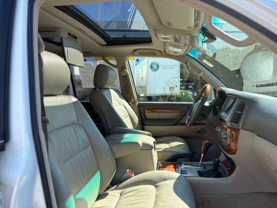 2006 Lexus LX 470 - Photo 22